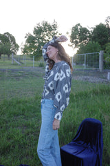 Storyteller - Black spot ikat