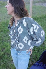 Storyteller - Black spot ikat